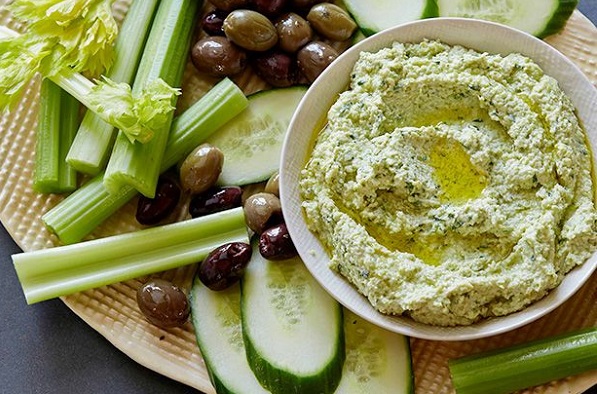 Humus na domaći način