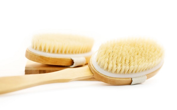 Metoda suvog četkanja kože