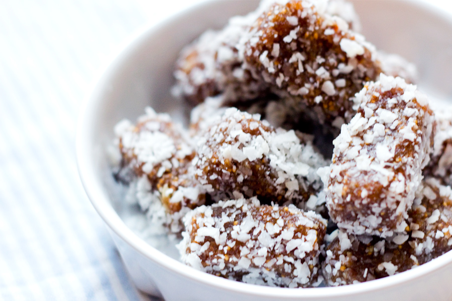 date-coconut-rolls-3