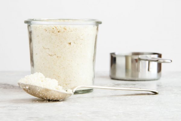 Kako napraviti brašno od sirovih orašastih plodova